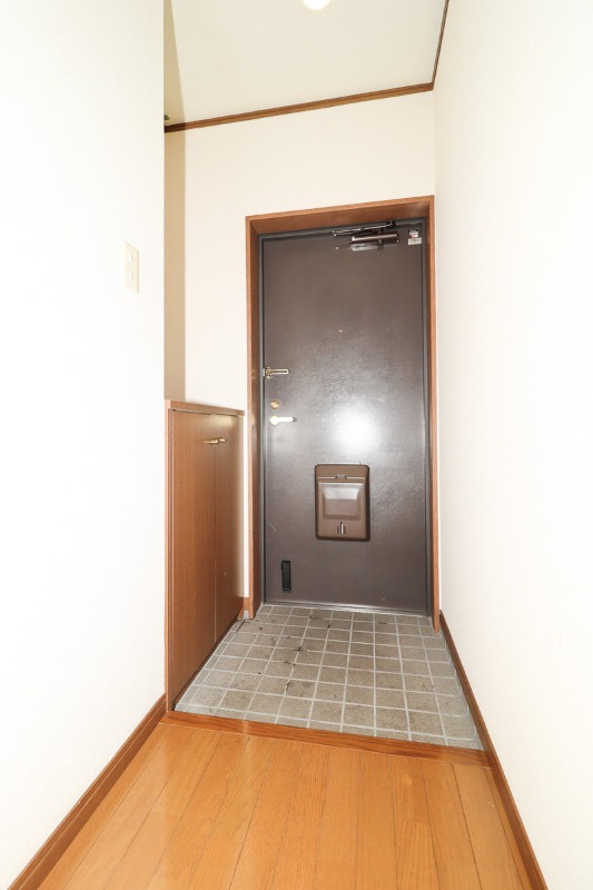 玄関　図面と現状に相違がある場合には現状を優先