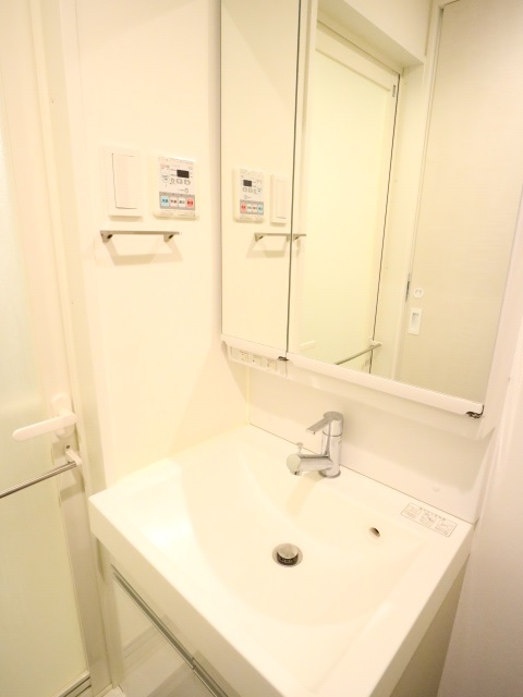 洗面設備　※参考写真