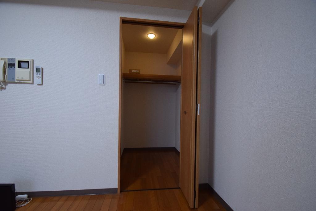 収納　クローゼット