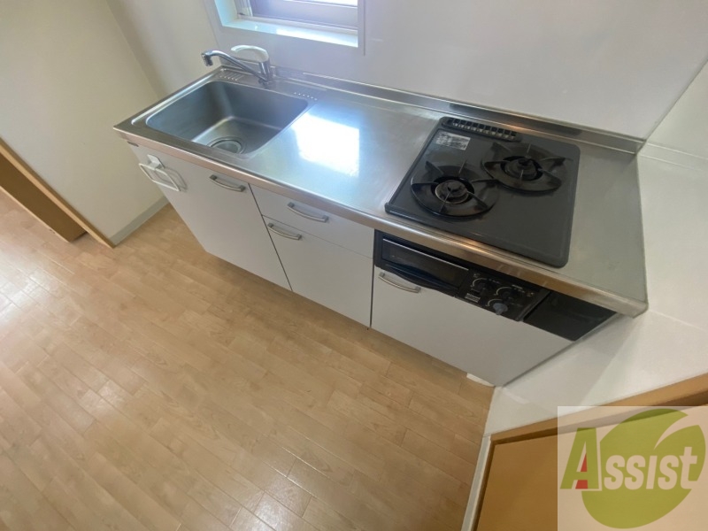 キッチン　ガスキッチンです。２口コンロが設置できます。