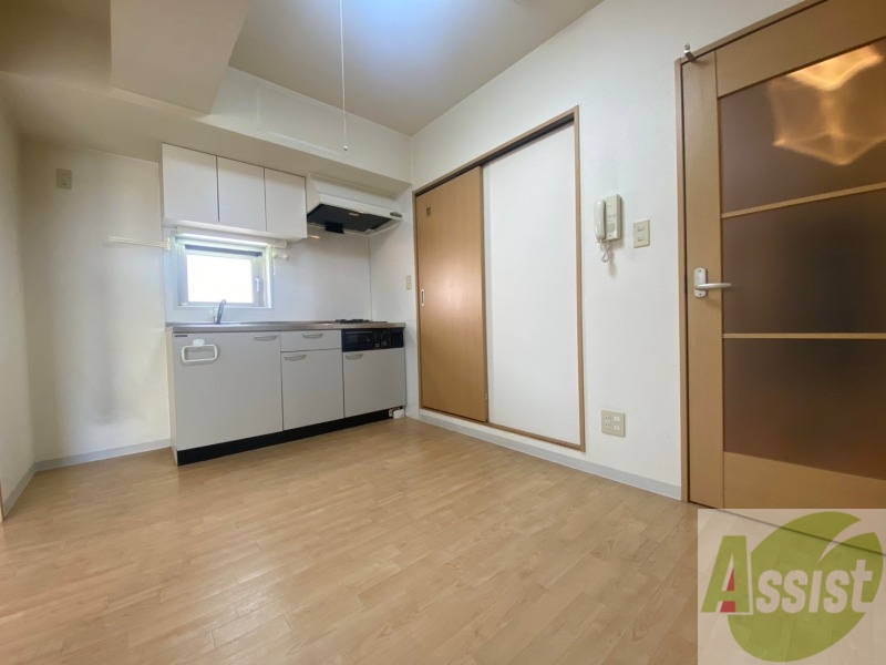 居室・リビング　広くてキレイなお部屋が広がっていて、充実した生活が送れそう。