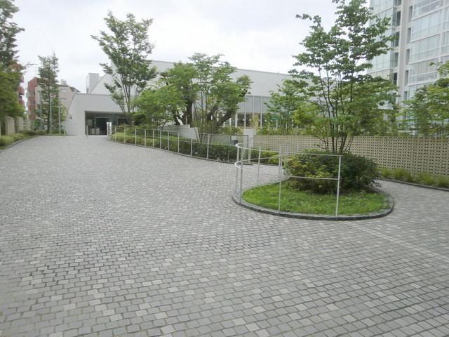 その他　★敷地も広くて緑の多い環境です★