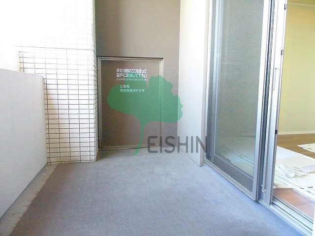 バルコニー　日当たりの良いバルコニーです！