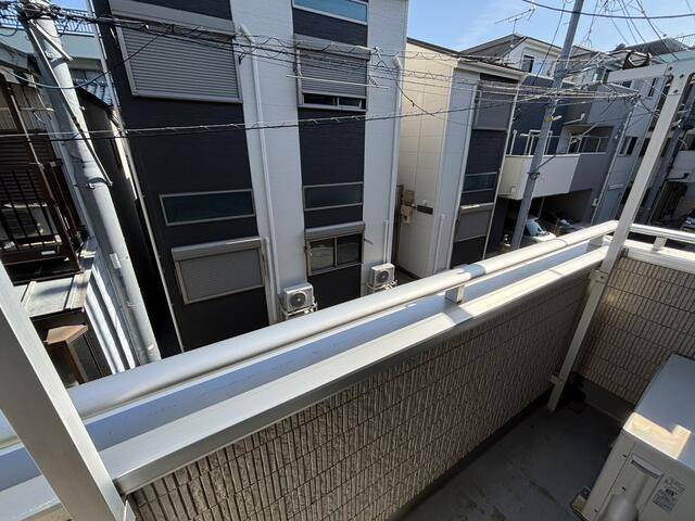 玄関　エアコン完備