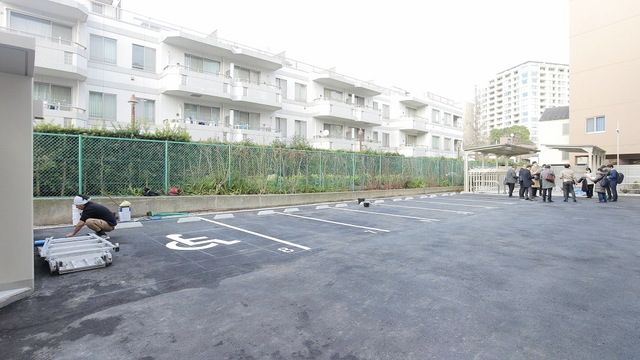 駐車場　平置き駐車場