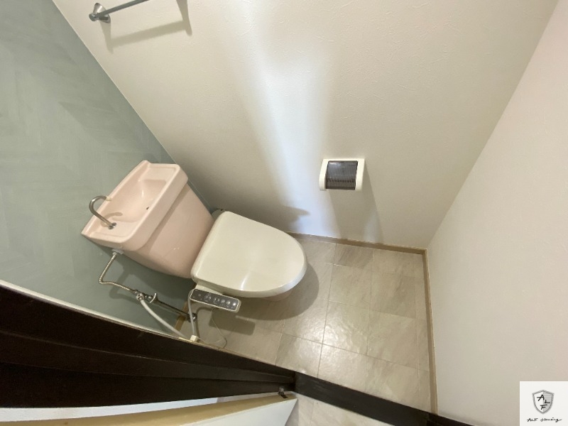 トイレ　イメージ