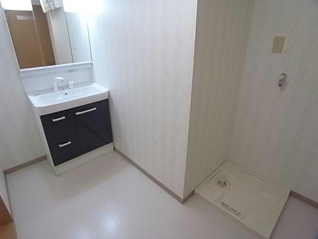 洗面設備　※同間取り別室参照写真