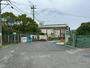 中学校　河内長野市立千代田中学校（中学校）まで335m