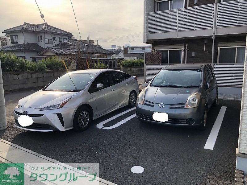 駐車場　駐車場