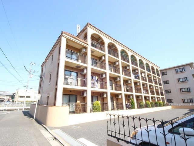 建物外観　お洒落な外観です