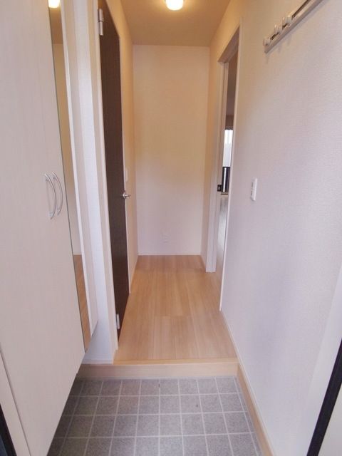 玄関　いらっしゃ～い♪