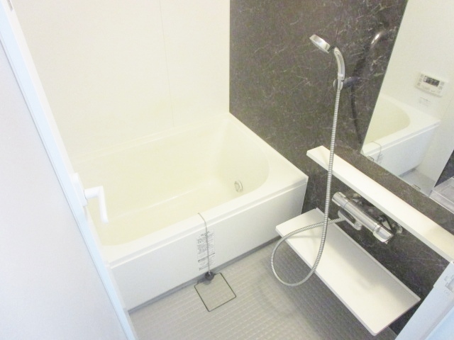 バス・シャワールーム　参考