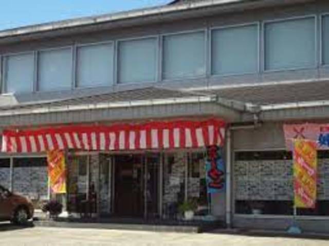 ホームセンター　家具サロン良家香芝本店（ホームセンター）まで755m