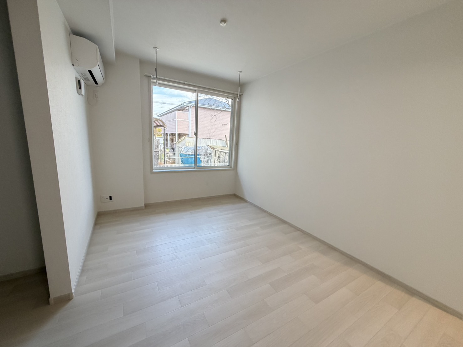 その他設備　室内物干し機