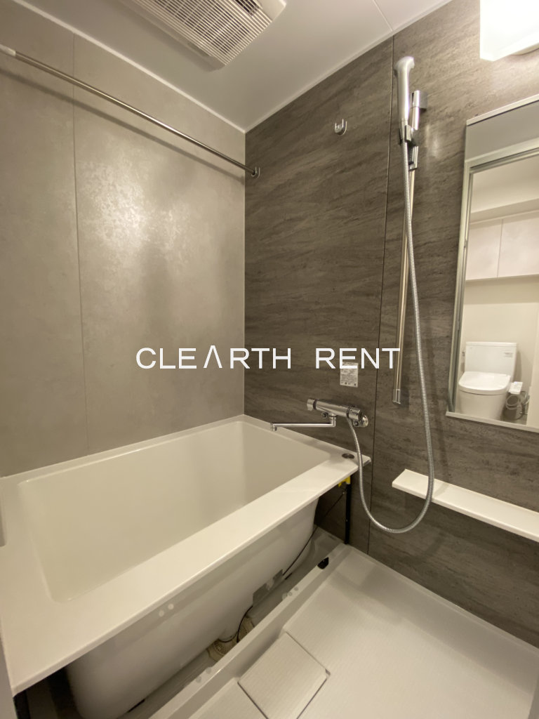 バス・シャワールーム　別住戸写真となります。現況と異なる場合がございます。