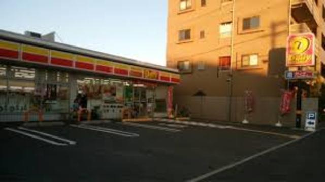 コンビニ　デイリーヤマザキ尼崎浜2丁目店（コンビニ）まで898m