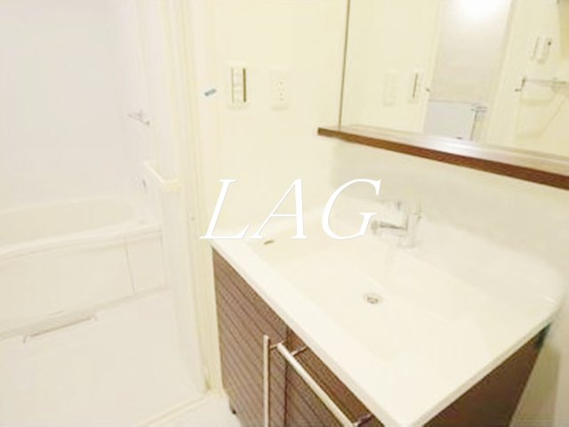 洗面設備　洗面台です。