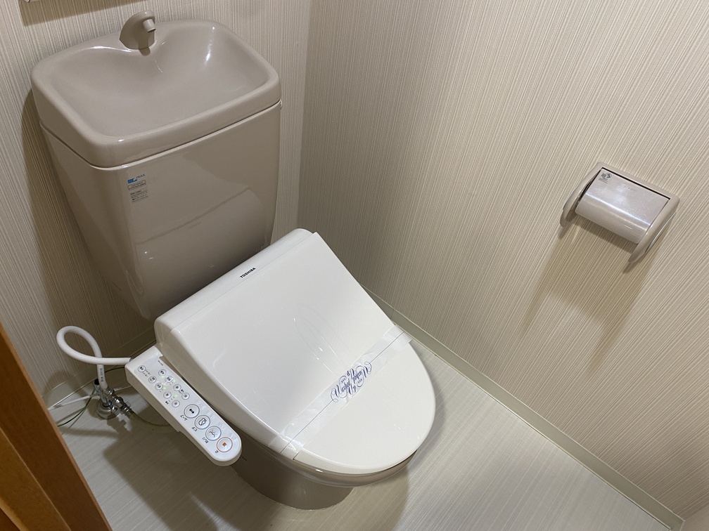 トイレ　■室内参考写真