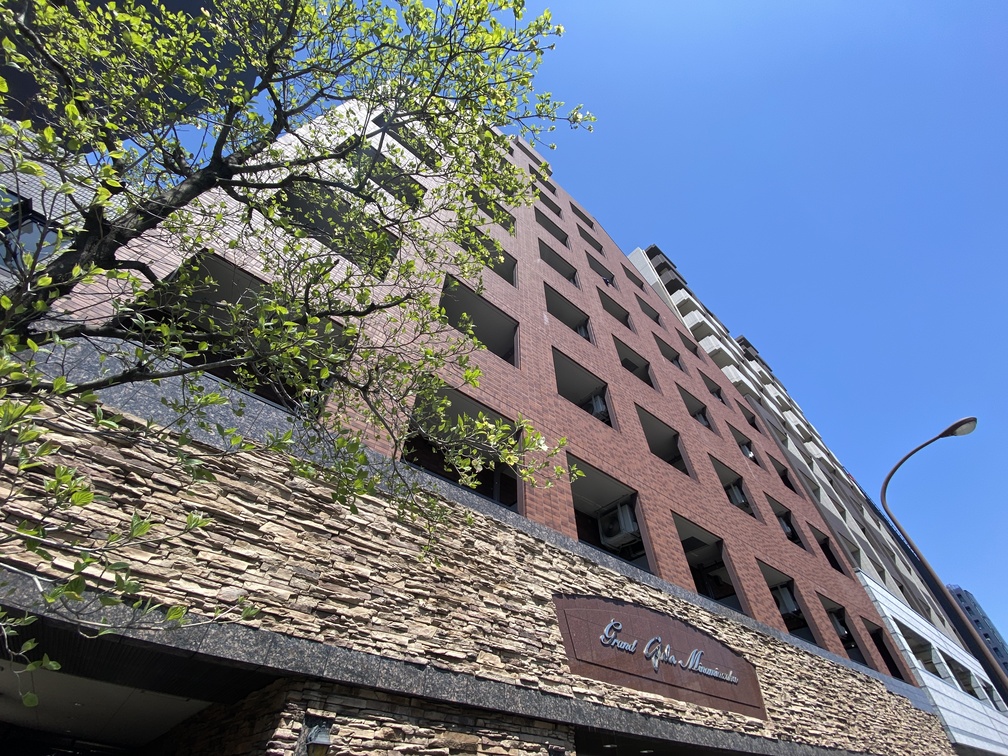 建物外観　■外観写真