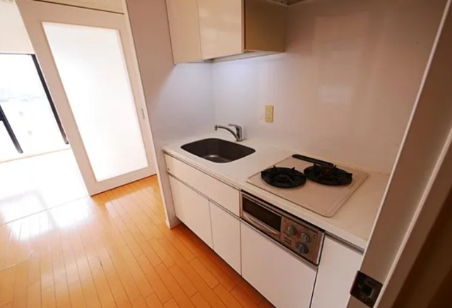 キッチン　※別部屋参考写真