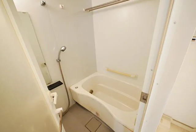 バス・シャワールーム　※別部屋参考写真