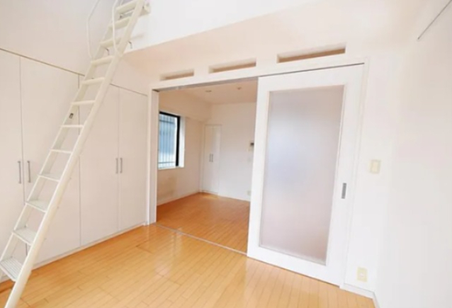 居室・リビング　※別部屋参考写真