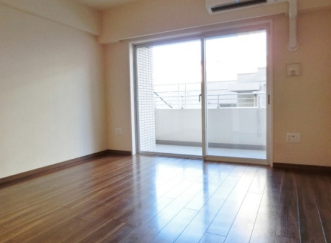 居室・リビング　別号室参考写真