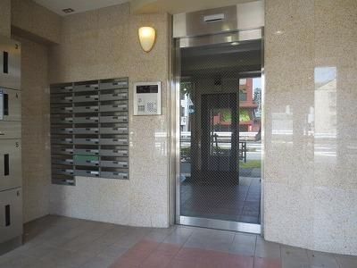 エントランス　★オートロック対応マンション★