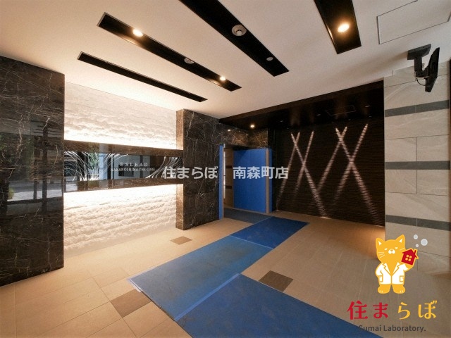 エントランス　共用部の印象も大切に