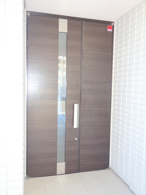 エントランス　★オートロック付き★