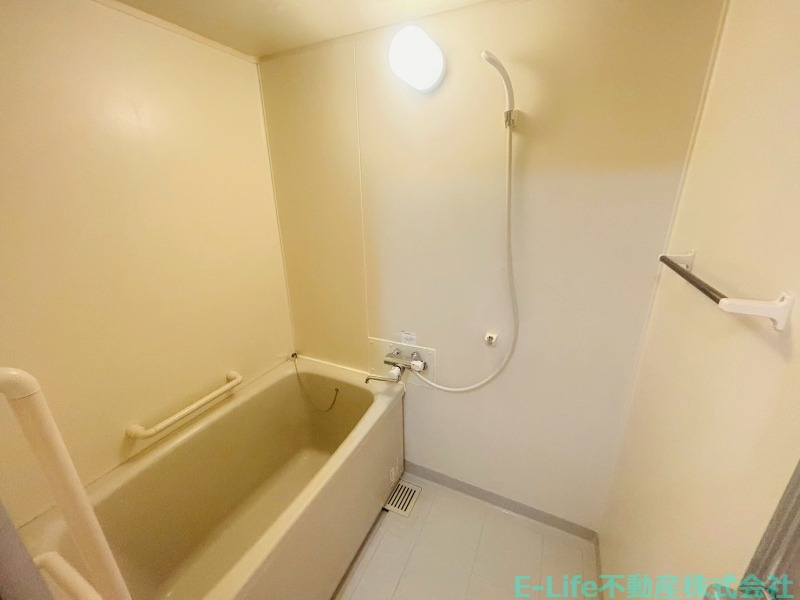 バス・シャワールーム　※別部屋写真添付