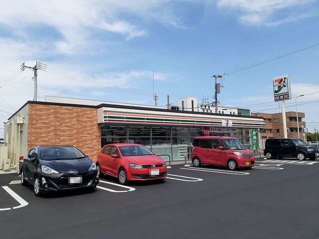 コンビニ　セブンイレブン（コンビニ）まで260m