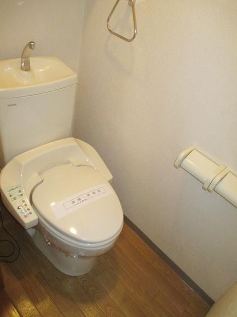 トイレ　★ウォシュレット付のトイレです★