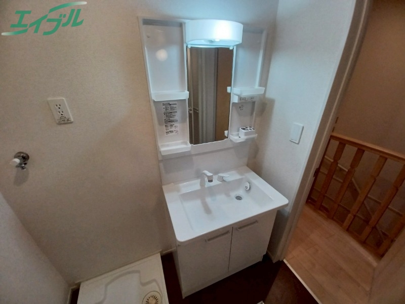 洗面設備　同型タイプ画像