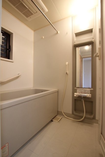 バス・シャワールーム　同物件別号室