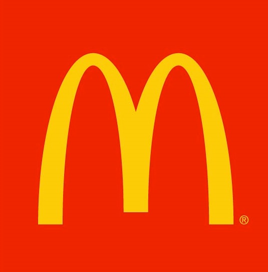 飲食店　マクドナルド 東園田店（飲食店）まで858m