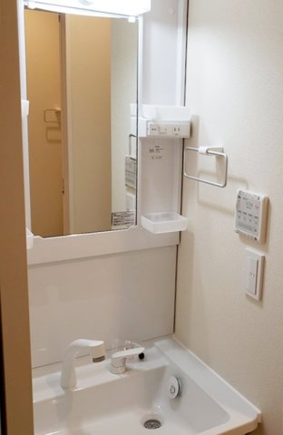 洗面設備　身支度に便利な洗面台♪