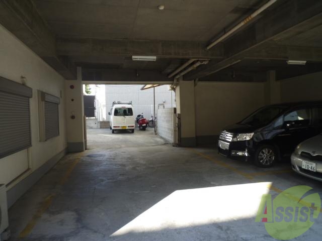 エントランス　とっても綺麗です