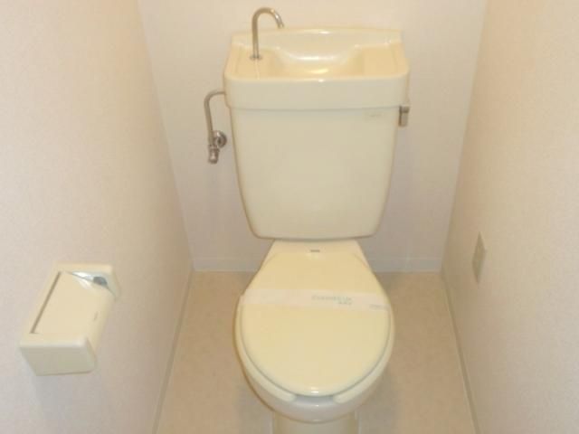 トイレ　※別部屋参考写真です