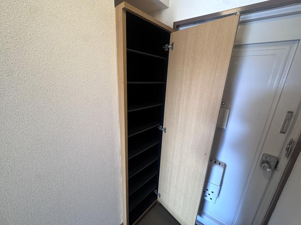 その他　シューズボックス開き