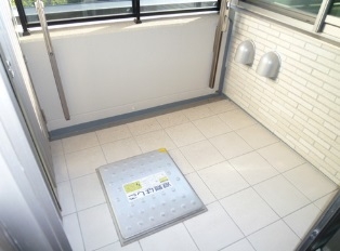 バルコニー　バルコニー