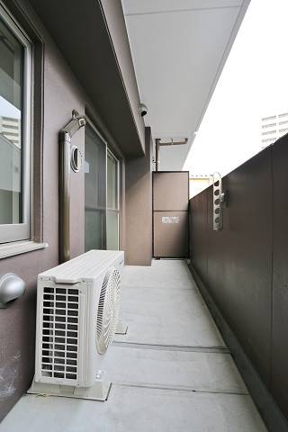 バルコニー　洗濯物も沢山干せそうです