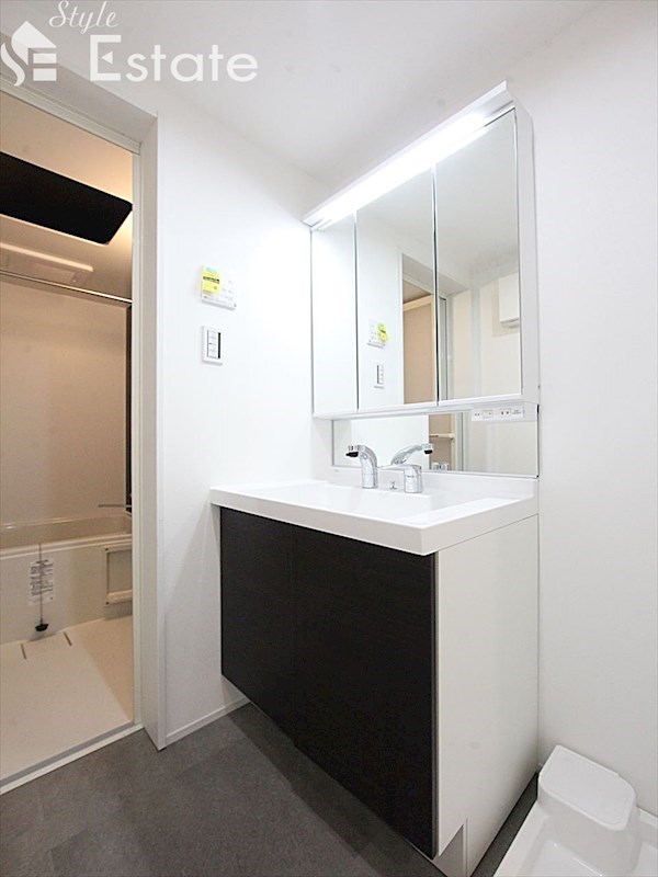 洗面設備　洗面所