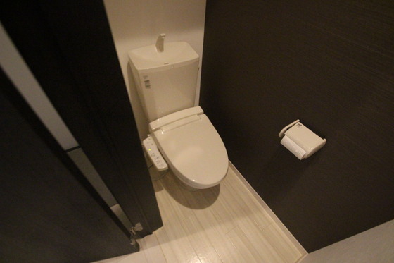 トイレ　※別部屋の写真です