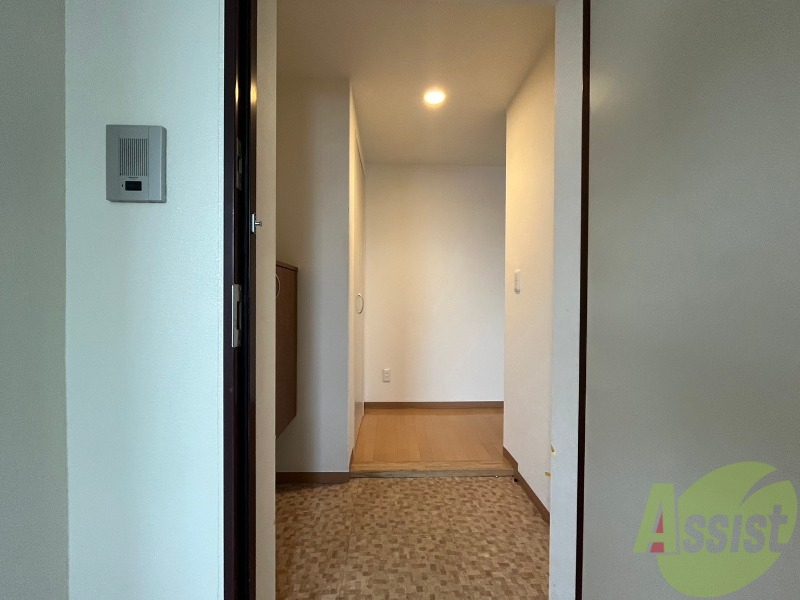 玄関　使いやすく明るい印象の玄関になっておりました！