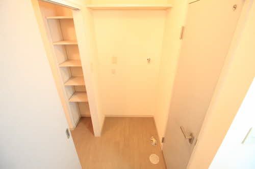 その他部屋・スペース　洗濯機置き場