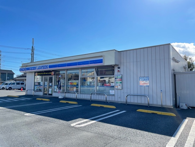 コンビニ　ローソン（コンビニ）まで450m