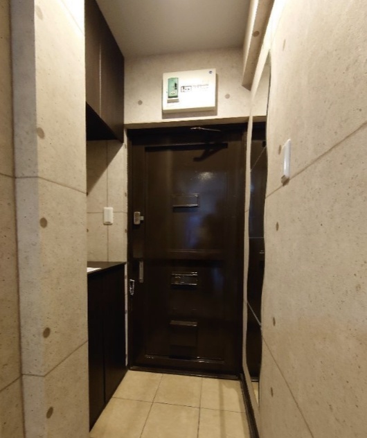 玄関　別部屋写真