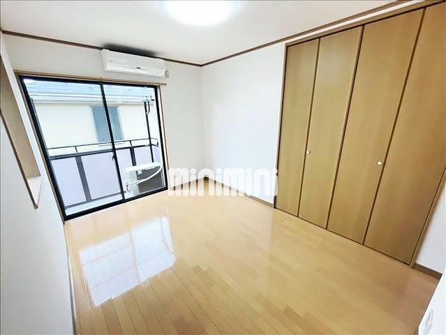 居室・リビング　※同物件別号室の参考写真です。