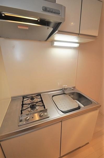 キッチン　調理スペースがしっかり確保できております